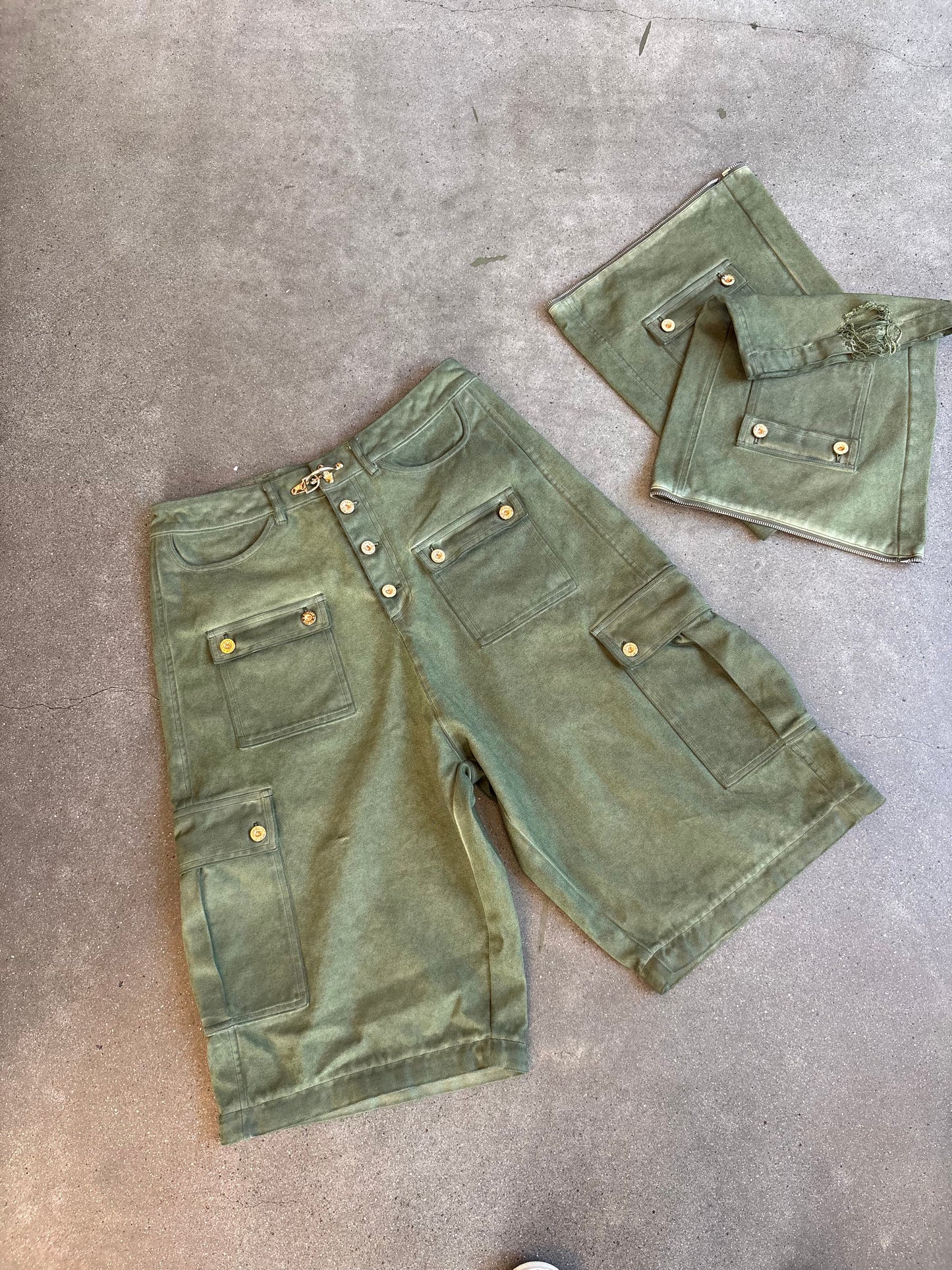 Sage Convertible Cargo