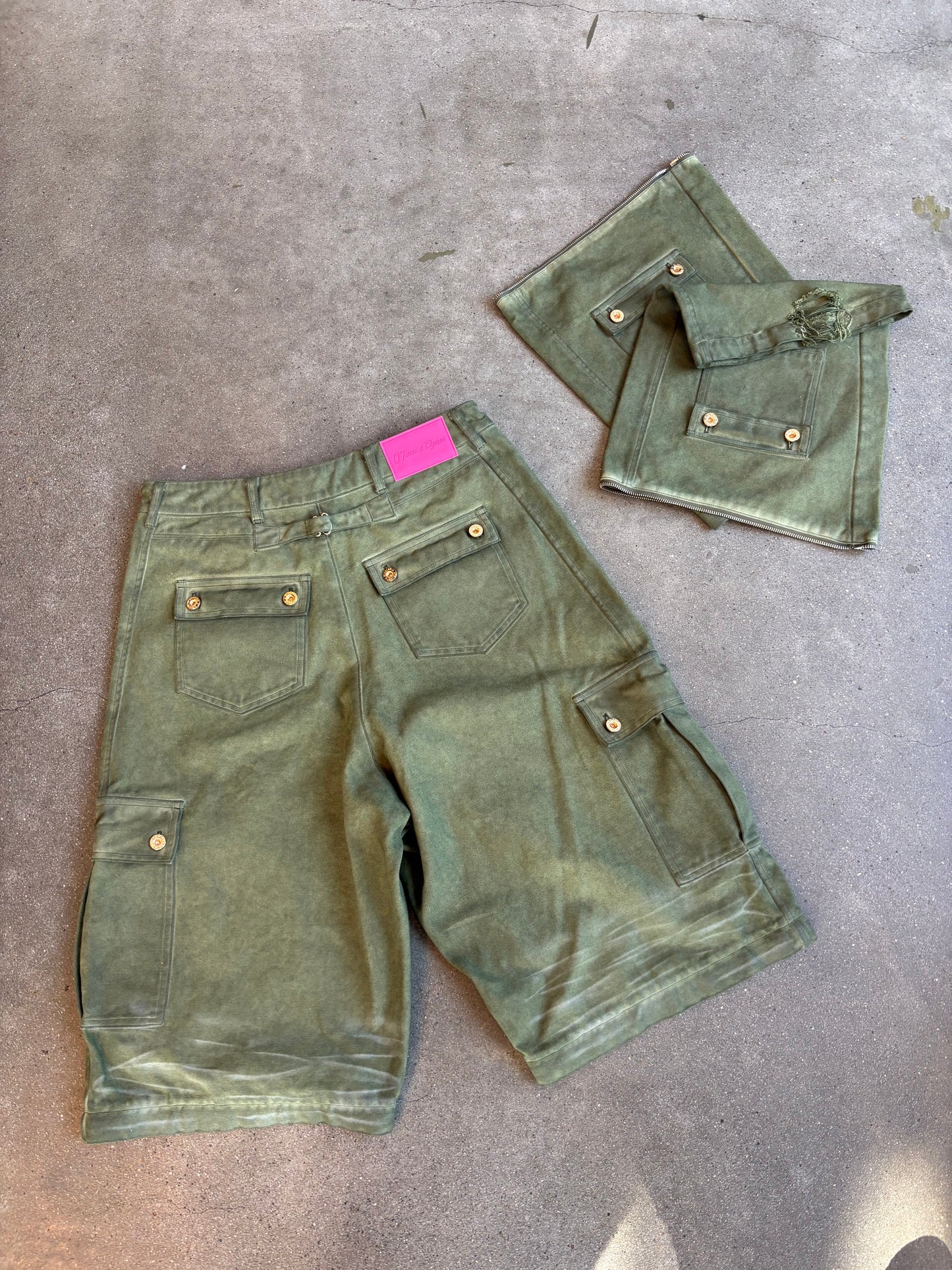 Sage Convertible Cargo
